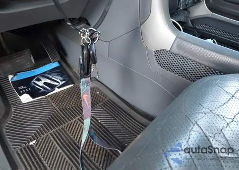 2004 Honda Pilot Ex-L из США, поврежденный, VIN 2HKYF18764H579853